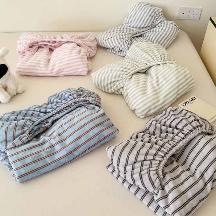 91家纺网 家纺一手货源 找家纺 （总）三朵家纺 2025新款牛奶绒印花单床笠 床笠单件