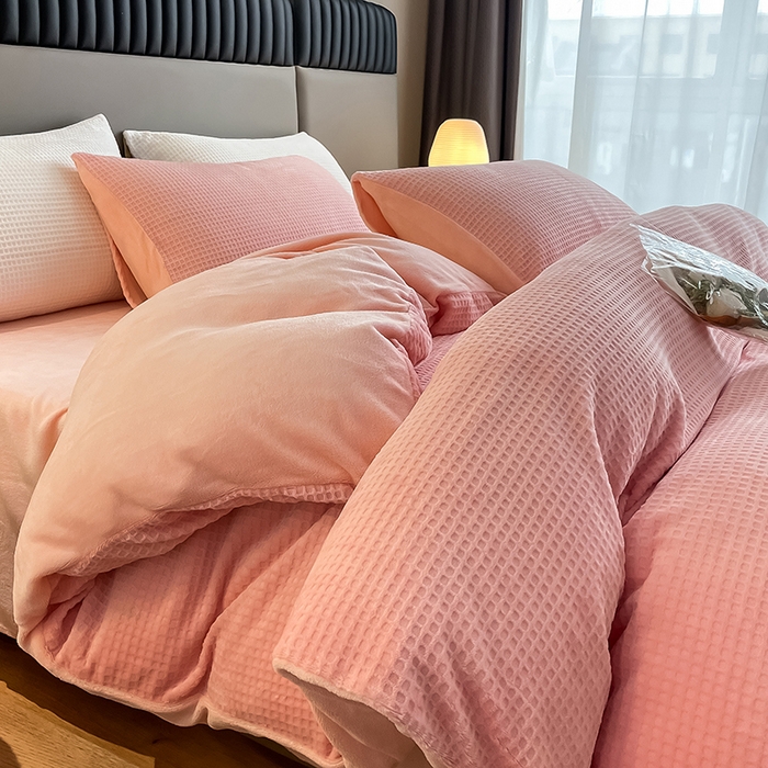 91家纺网 家纺一手货源 找家纺 （总）雅居纺家纺 2025新款雕花绒四件套-简约系列