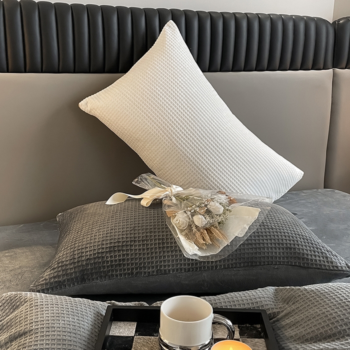 91家纺网 家纺一手货源 找家纺 （总）雅居纺家纺 2025新款雕花绒四件套-简约系列