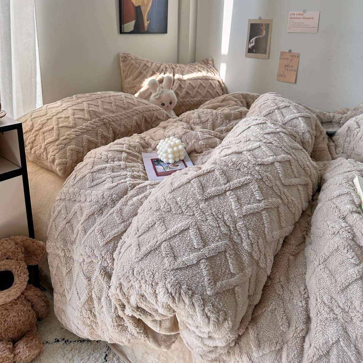 91家纺网 家纺一手货源 找家纺 （总）艾咪-Amy ntmy 2025新款治愈系少女风塔芙绒牛奶绒四件套