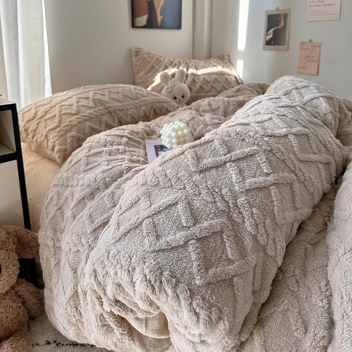 91家纺网 家纺一手货源 找家纺 （总）艾咪-Amy ntmy 2025新款治愈系少女风塔芙绒牛奶绒四件套