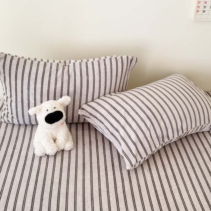 91家纺网 家纺一手货源 找家纺 三朵家纺 2025新款牛奶绒印花单床笠 床笠单件 巴音布鲁灰