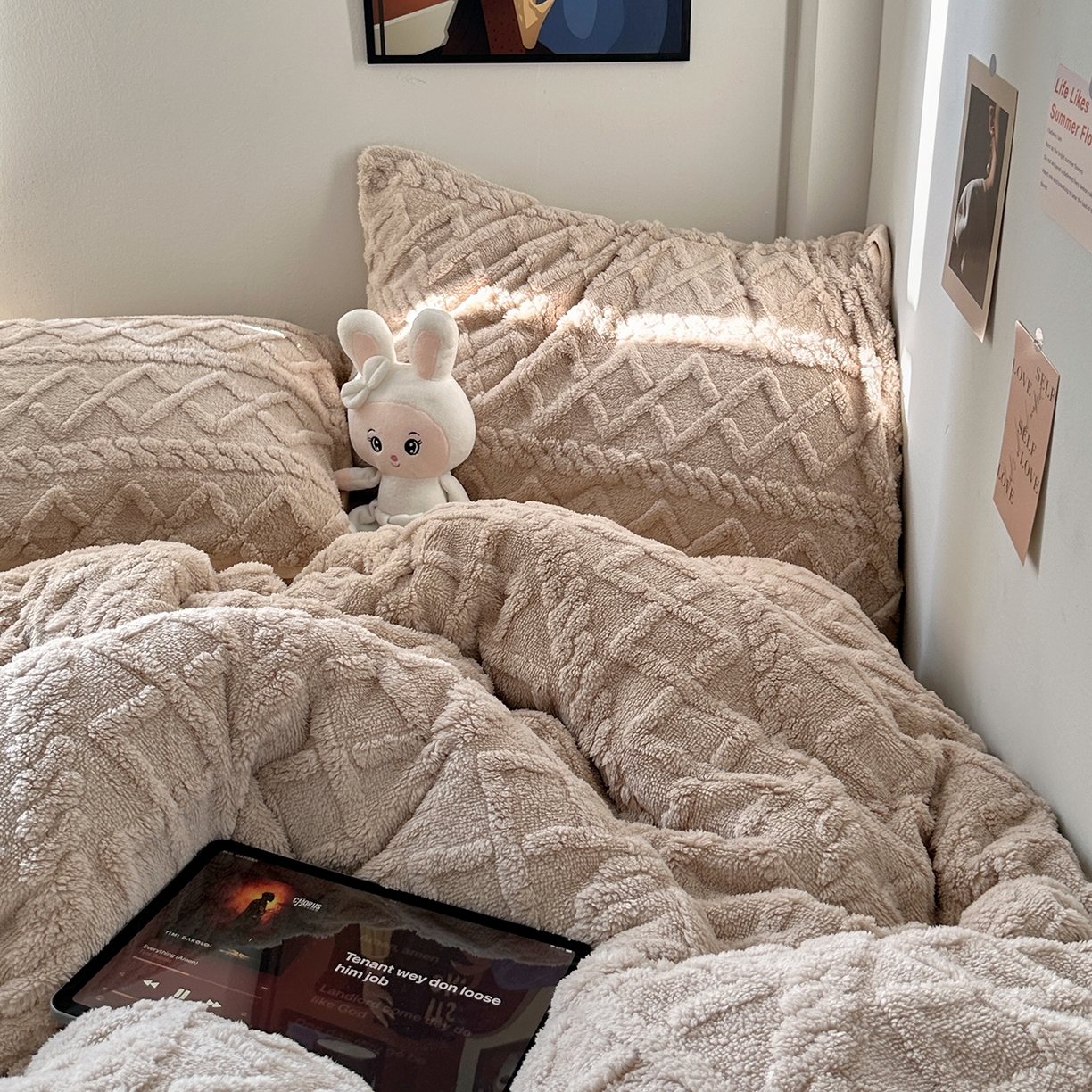 91家纺网 家纺一手货源 找家纺 （总）艾咪-Amy ntmy 2025新款治愈系少女风塔芙绒牛奶绒四件套