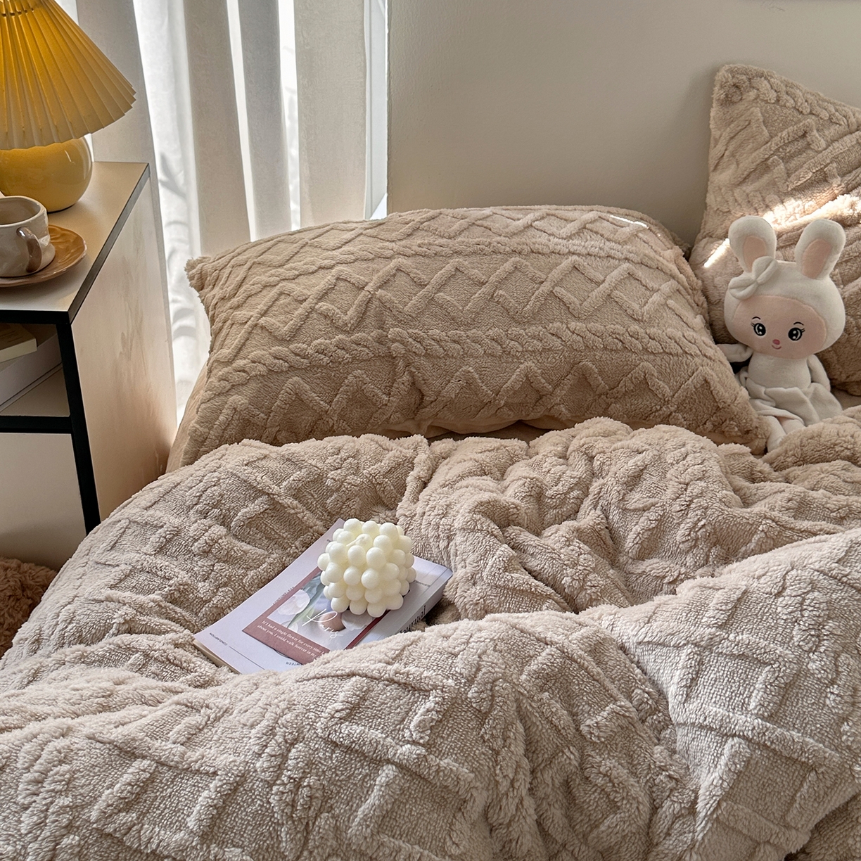 91家纺网 家纺一手货源 找家纺 （总）艾咪-Amy ntmy 2025新款治愈系少女风塔芙绒牛奶绒四件套