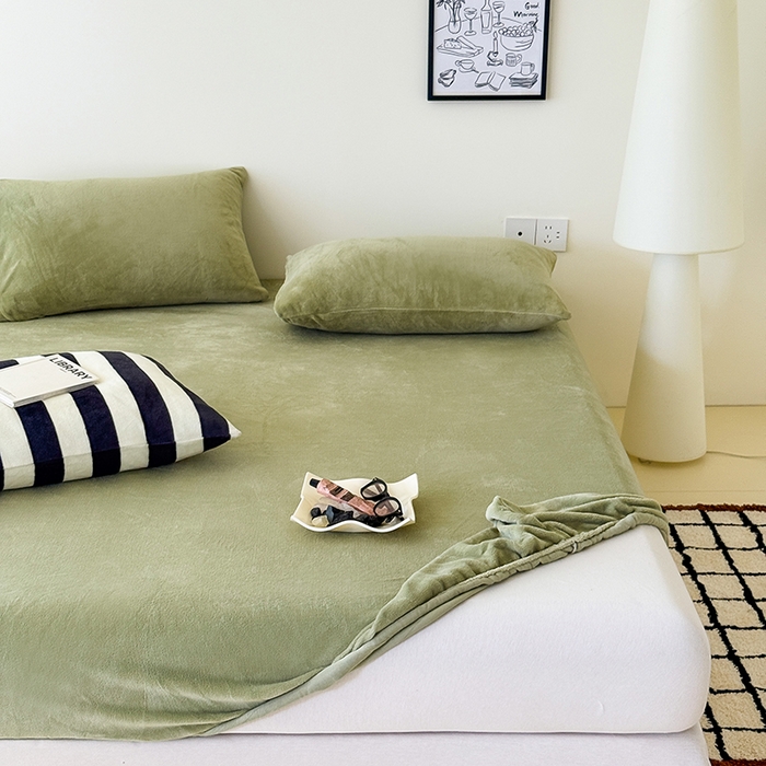 91家纺网 家纺一手货源 找家纺 三朵家纺 2025新款牛奶绒印花单床笠 床笠单件 橄榄绿