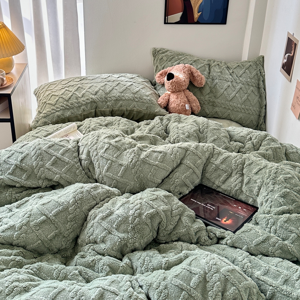 91家纺网 家纺一手货源 找家纺 艾咪-Amy ntmy 2025新款治愈系少女风塔芙绒牛奶绒四件套 抹茶