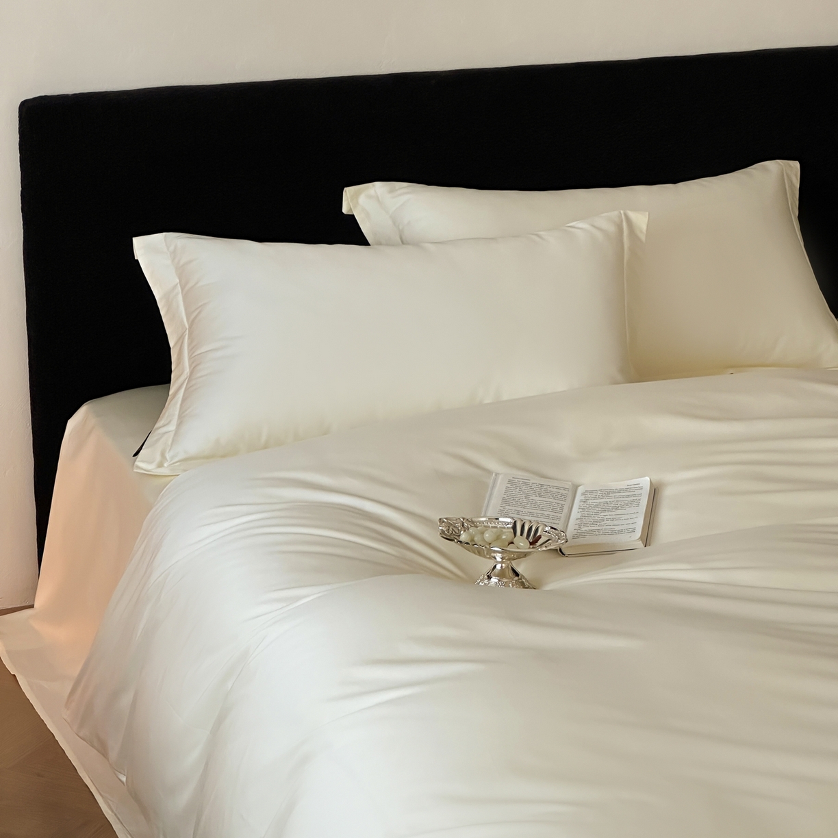 91家纺网 家纺一手货源 找家纺 三味舒屋 2025新款50s全棉纯棉纯色四件套-长期主义 长期主义-香草色