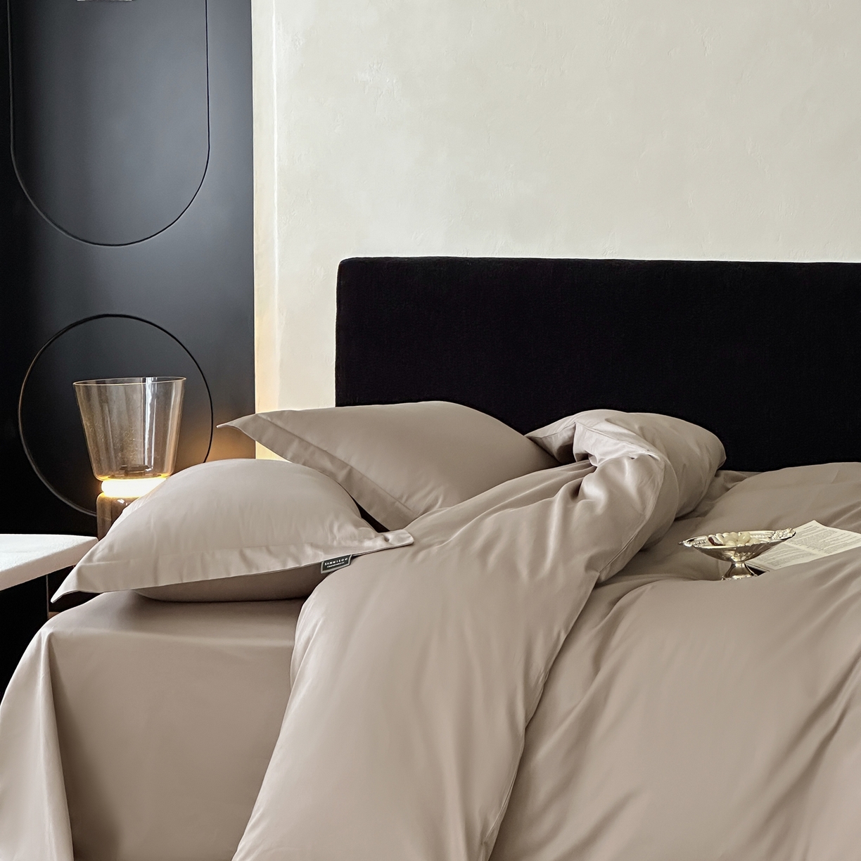 91家纺网 家纺一手货源 找家纺 三味舒屋 2025新款50s全棉纯棉纯色四件套-长期主义 长期主义-茶棕色