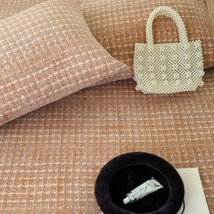 91家纺网 家纺一手货源 找家纺 三朵家纺 2025新款牛奶绒印花单床笠 床笠单件 小香格咖