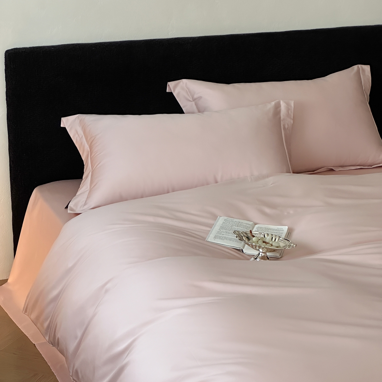 91家纺网 家纺一手货源 找家纺 三味舒屋 2025新款50s全棉纯棉纯色四件套-长期主义 长期主义-白桃乌龙