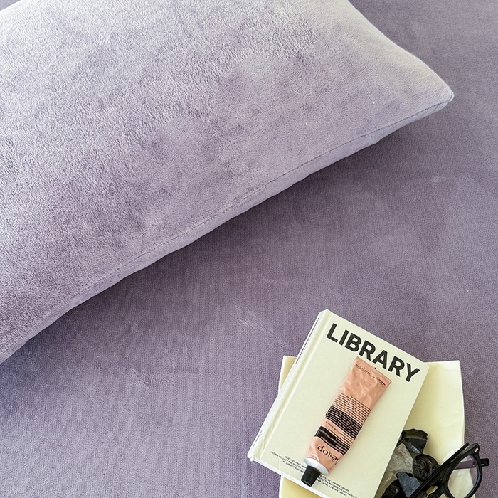 91家纺网 家纺一手货源 找家纺 三朵家纺 2025新款牛奶绒印花单床笠 床笠单件 薰衣草