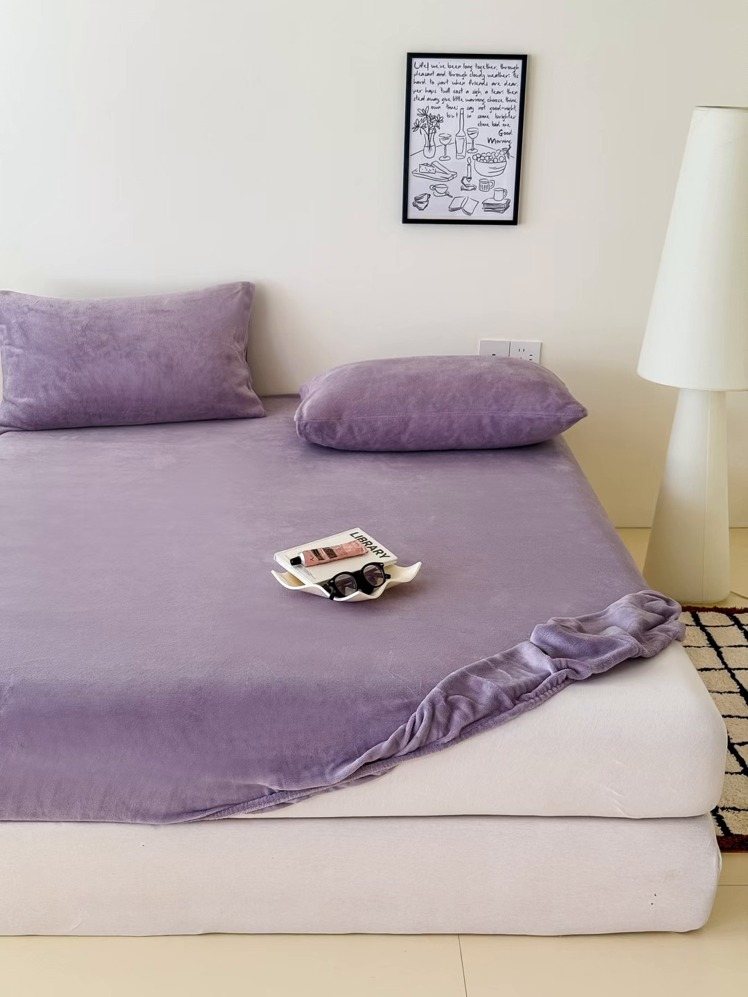 91家纺网 家纺一手货源 找家纺 三朵家纺 2025新款牛奶绒印花单床笠 床笠单件 薰衣草