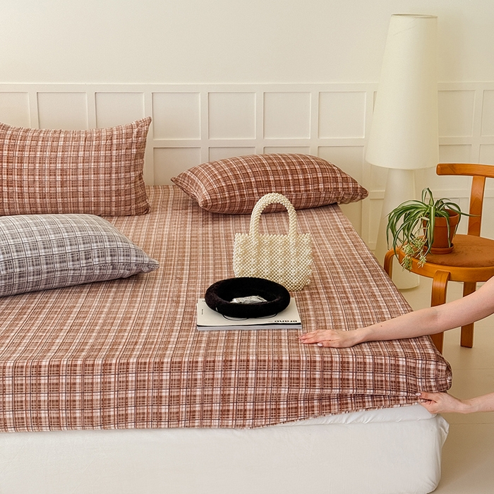 91家纺网 家纺一手货源 找家纺 三朵家纺 2025新款牛奶绒印花单床笠 床笠单件 中古咖格