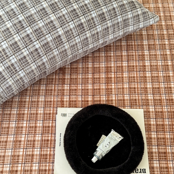 91家纺网 家纺一手货源 找家纺 三朵家纺 2025新款牛奶绒印花单床笠 床笠单件 中古咖格