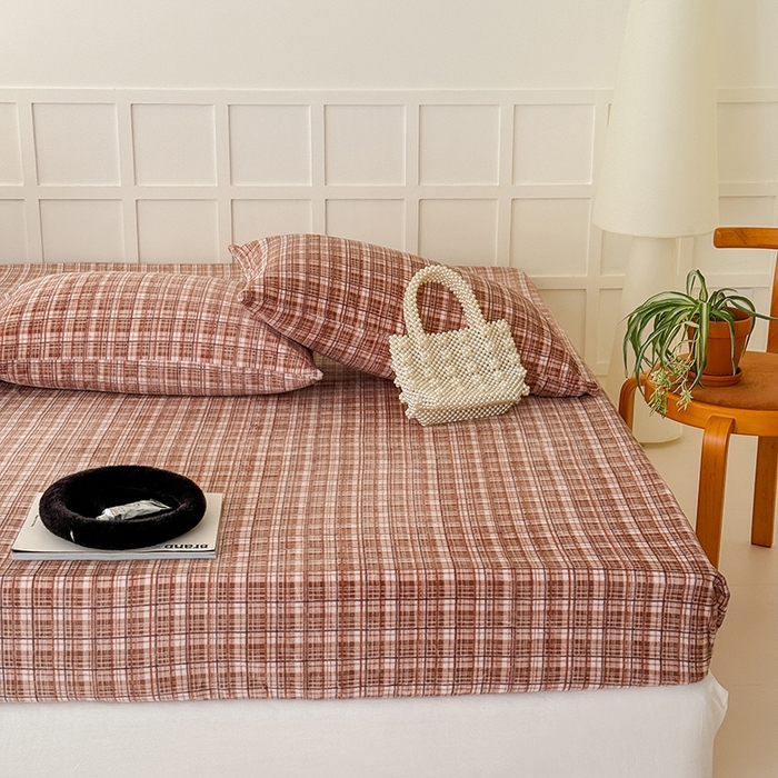 91家纺网 家纺一手货源 找家纺 三朵家纺 2025新款牛奶绒印花单床笠 床笠单件 中古咖格