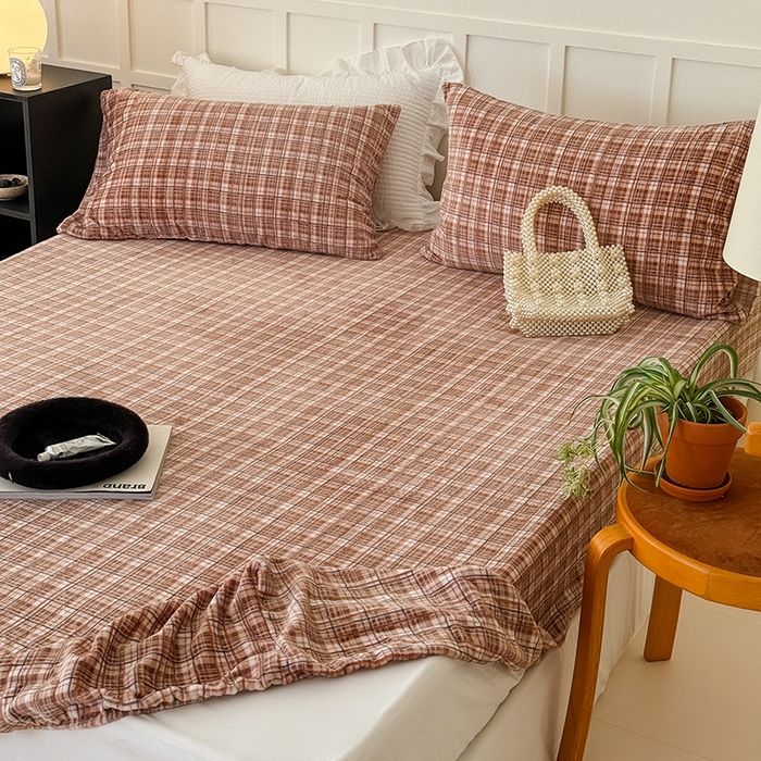 91家纺网 家纺一手货源 找家纺 三朵家纺 2025新款牛奶绒印花单床笠 床笠单件 中古咖格