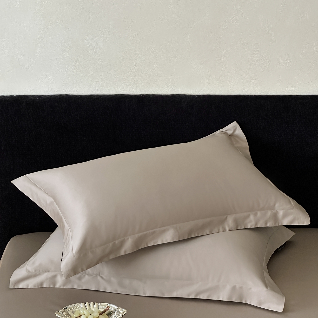 91家纺网 家纺一手货源 找家纺 三味舒屋 2025新款50s全棉纯棉纯色单枕套枕套单件-长期主义 长期主义-茶棕色