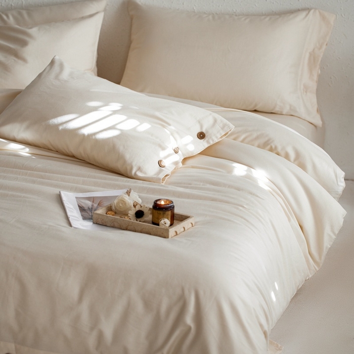 91家纺网 家纺一手货源 找家纺 时年家纺 2025新款60S长绒棉四件套 裸棉生活-纽扣款