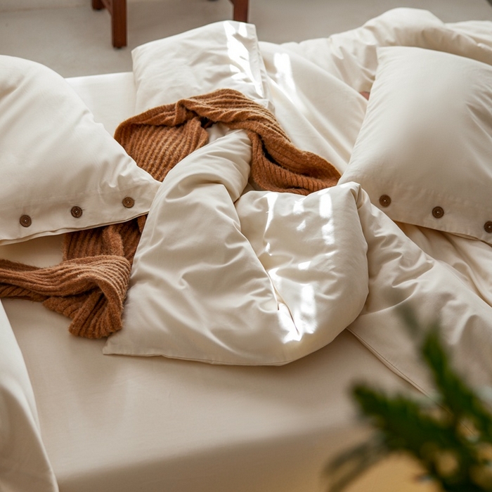 91家纺网 家纺一手货源 找家纺 时年家纺 2025新款60S长绒棉四件套 裸棉生活-纽扣款