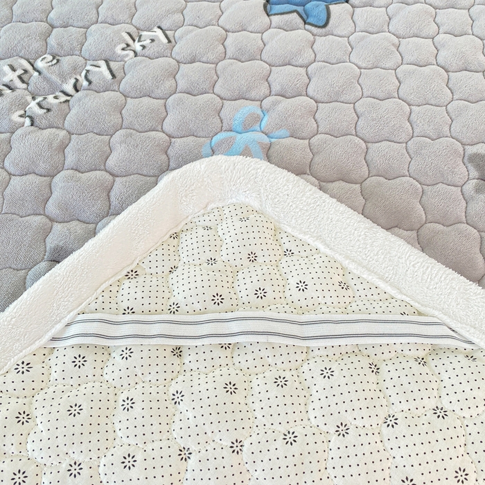 91家纺网 家纺一手货源 找家纺 康纳利 2025新款亲肤舒适牛奶绒加厚保暖卡通床垫床褥 床褥款-繁星