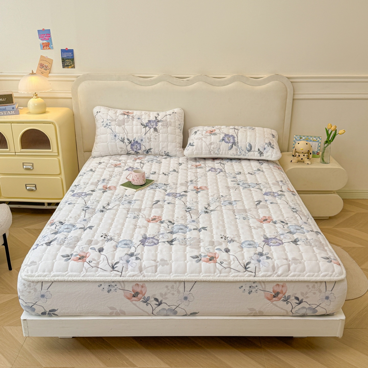 91家纺网 家纺一手货源 找家纺 LIFE.丽芙 2025秋冬新款牛奶绒加厚夹棉单床笠印花款床垫子保护套秋冬保暖床罩子三件套 司藤