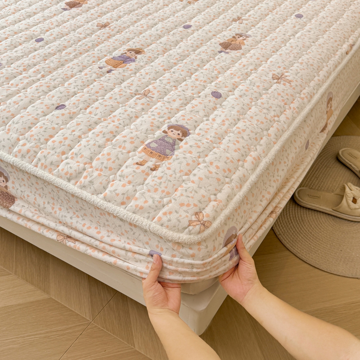 91家纺网 家纺一手货源 找家纺 LIFE.丽芙 2025秋冬新款牛奶绒加厚夹棉单床笠印花款床垫子保护套秋冬保暖床罩子三件套 甜美女孩