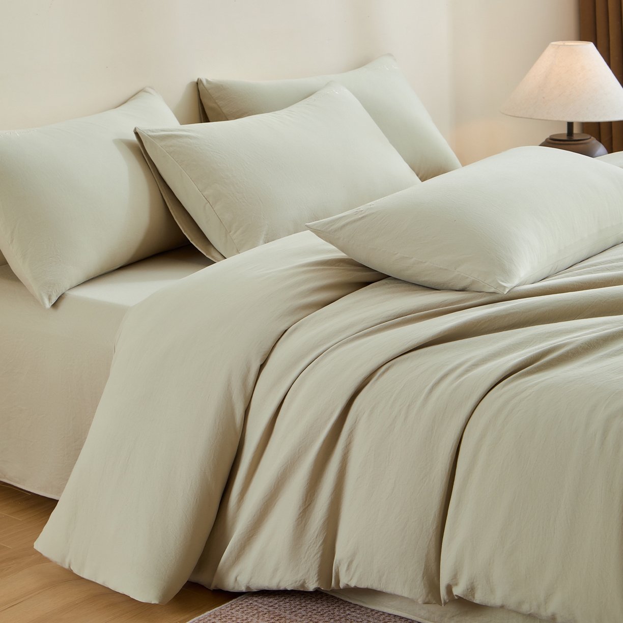 91家纺网 家纺一手货源 找家纺 卡初家居（原微来） 2025新款秋冬A类母婴级磨毛加厚亲肤棉简约刺绣四件套(提供买家秀) 港湾-艾草绿