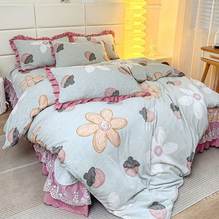 91家纺网 家纺一手货源 找家纺 （总）梦柏家纺 2025新款牛奶绒夹棉床盖四件套