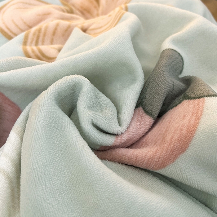 91家纺网 家纺一手货源 找家纺 （总）梦柏家纺 2025新款牛奶绒夹棉床盖四件套