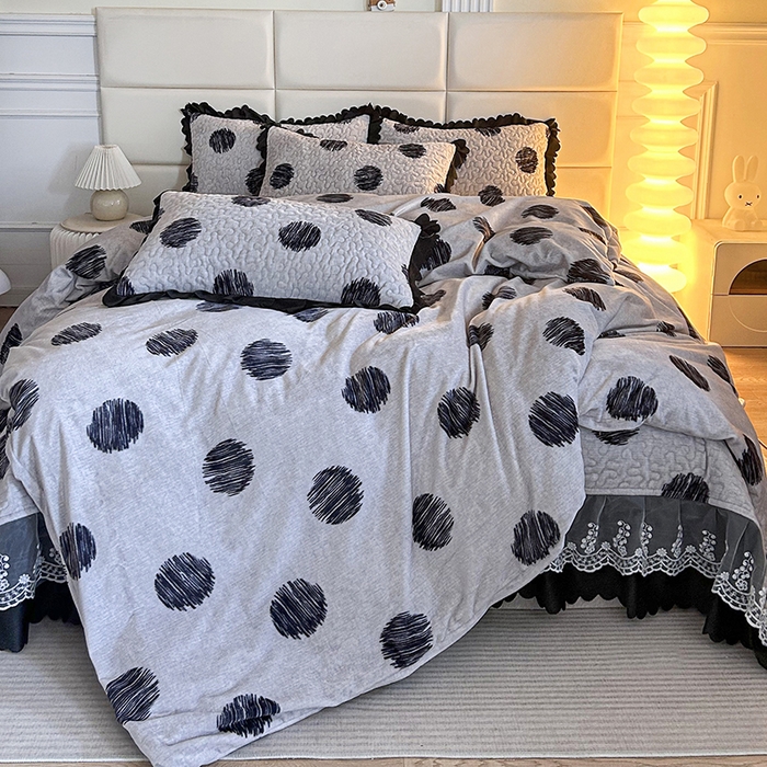 91家纺网 家纺一手货源 找家纺 （总）梦柏家纺 2025新款牛奶绒夹棉床盖四件套