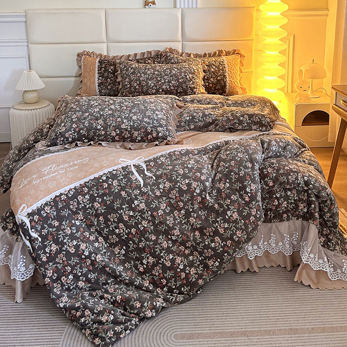 91家纺网 家纺一手货源 找家纺 （总）梦柏家纺 2025新款牛奶绒夹棉床盖四件套