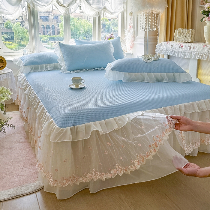 91家纺网 家纺一手货源 找家纺 （总）虹星家纺 2025新款A类冰感凉豆豆床裙席三件套-素夏