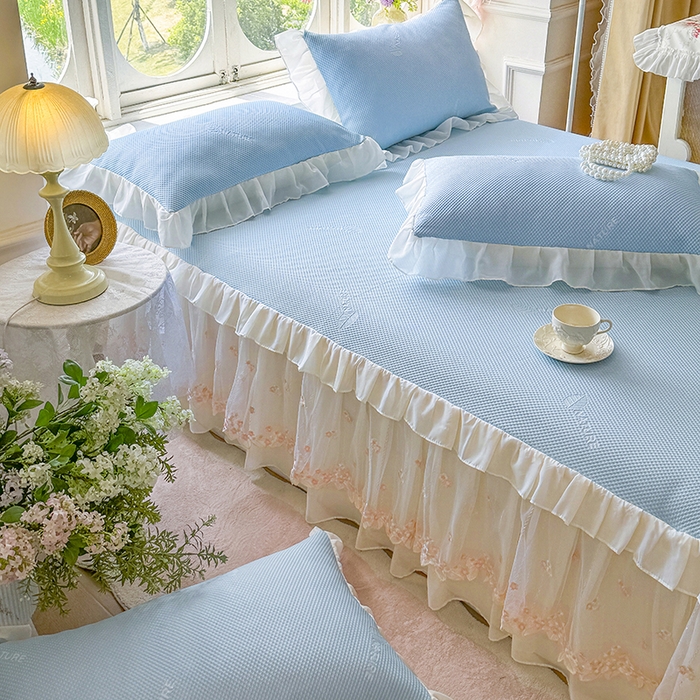 91家纺网 家纺一手货源 找家纺 （总）虹星家纺 2025新款A类冰感凉豆豆床裙席三件套-素夏