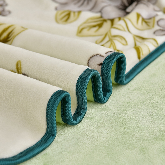 91家纺网 家纺一手货源 找家纺 赫本 2025新品8斤爆品牛奶绒四件套床裙款金雕绒法莱绒四套件 花开绽放