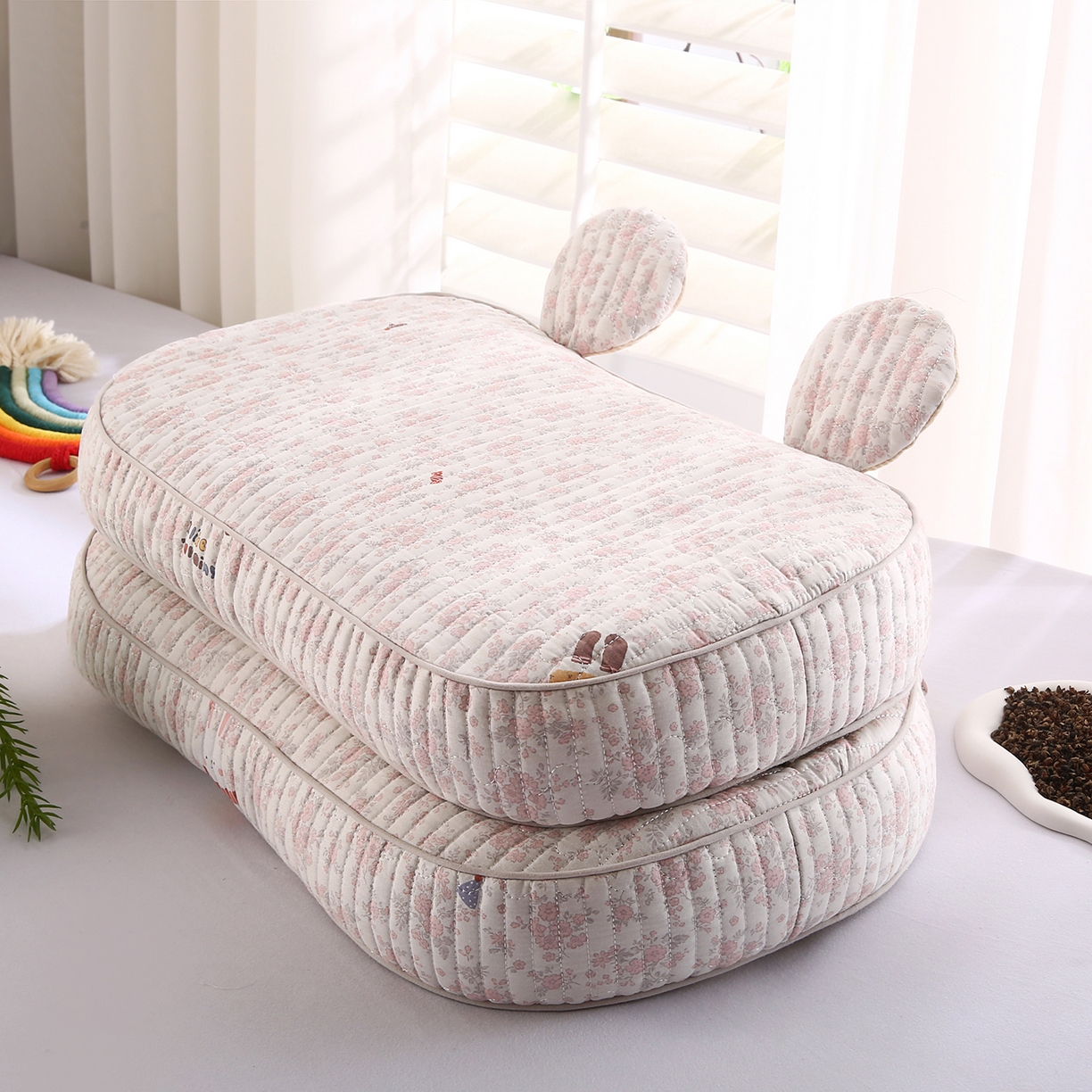 91家纺网 家纺一手货源 找家纺 橘夏家纺 2025新款米奇耳朵全棉双层纱枕头枕芯可拆洗可替换内胆荞麦壳枕头枕芯 妮可兔