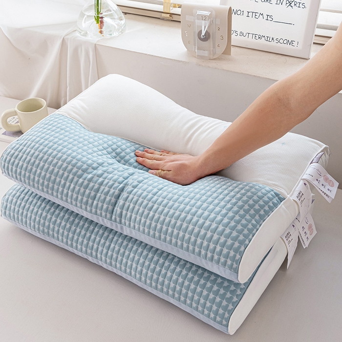 91家纺网 家纺一手货源 找家纺 （总）锦鲤枕芯 2025新款A类无荧光安颈1号凉豆豆玉米绒两用护颈枕芯