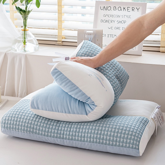 91家纺网 家纺一手货源 找家纺 （总）锦鲤枕芯 2025新款A类无荧光安颈1号凉豆豆玉米绒两用护颈枕芯