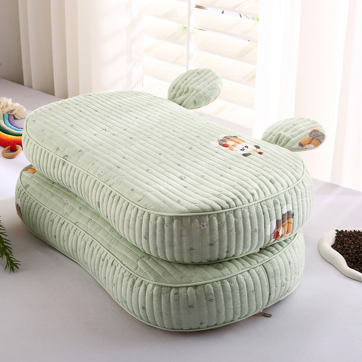 91家纺网 家纺一手货源 找家纺 橘夏家纺 2025新款米奇耳朵全棉双层纱枕头枕芯可拆洗可替换内胆荞麦壳枕头枕芯 功夫熊猫