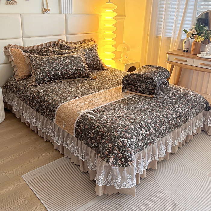 91家纺网 家纺一手货源 找家纺 梦柏家纺 2025新款牛奶绒夹棉床盖四件套 叠翠流金