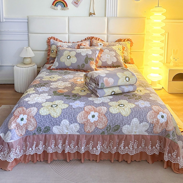 91家纺网 家纺一手货源 找家纺 梦柏家纺 2025新款牛奶绒夹棉床盖四件套 花语