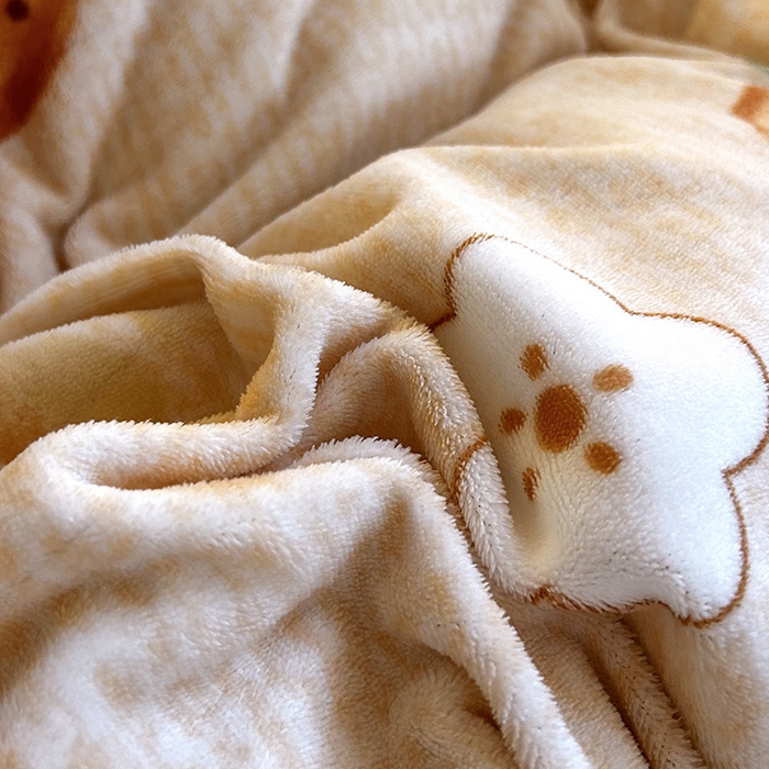 91家纺网 家纺一手货源 找家纺 梦柏家纺 2025新款牛奶绒夹棉床盖四件套 桔子