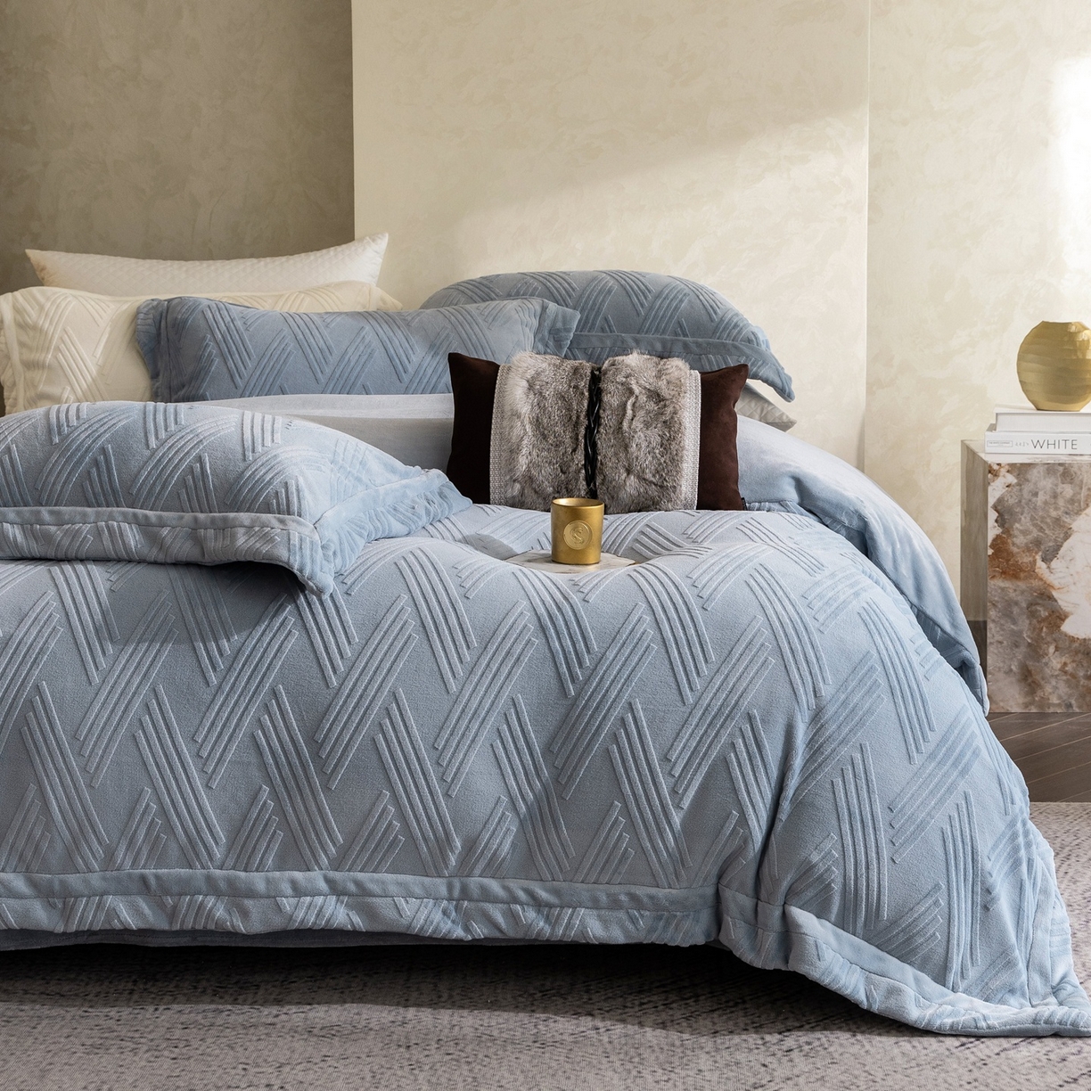 （总）瑞雪家居 2025新款全消光雕花牛奶绒四件套-元晞