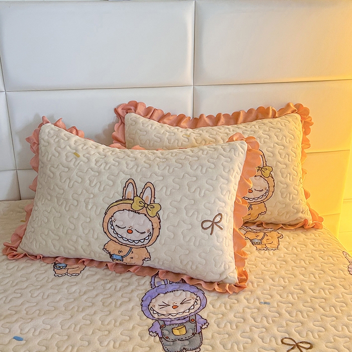 91家纺网 家纺一手货源 找家纺 梦柏家纺 2025新款牛奶绒夹棉床盖四件套 拉布布