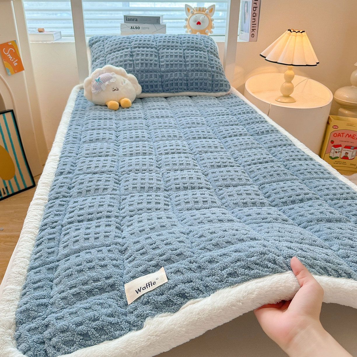 91家纺网 家纺一手货源 找家纺 （总）喜居 2025新款A类华夫格舒棉绒床垫学生床垫床褥子