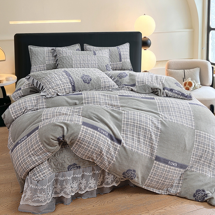 91家纺网 家纺一手货源 找家纺 梦柏家纺 2025新款牛奶绒夹棉床盖四件套 恋爱山茶