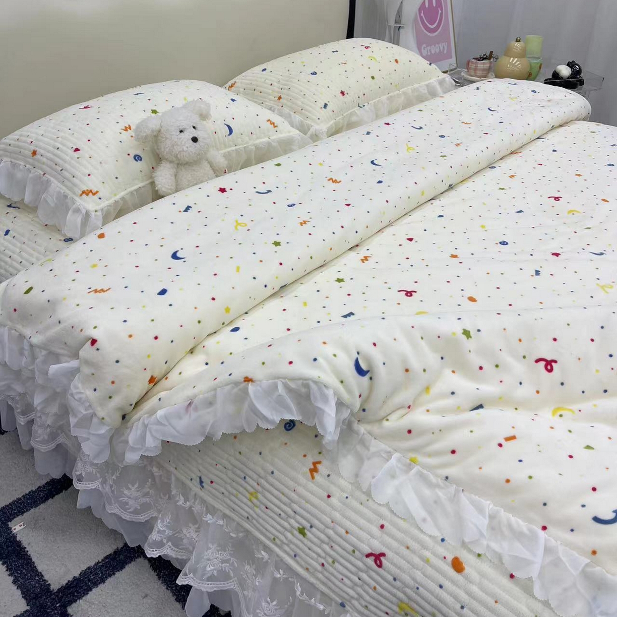 91家纺网 家纺一手货源 找家纺 禧瑞谷 2025新款冬季牛奶绒双层蕾丝花边床盖三件套床盖四件套 星月小确幸