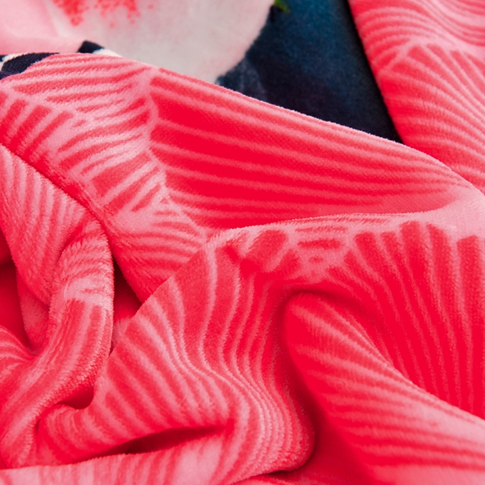 91家纺网 家纺一手货源 找家纺 新8.5-9.5斤法莱绒四件套珊瑚牛奶金貂绒四件套床裙 春暖花开