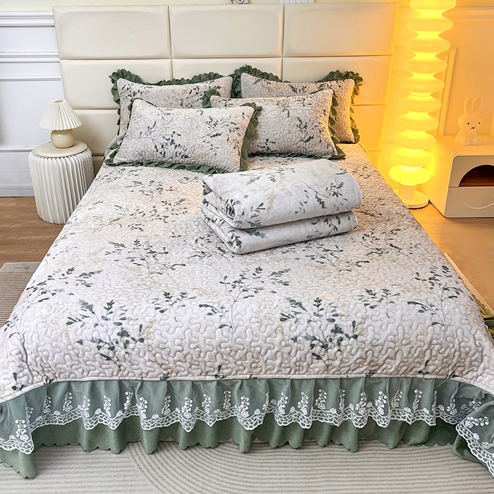 91家纺网 家纺一手货源 找家纺 梦柏家纺 2025新款牛奶绒夹棉床盖四件套 绿荫