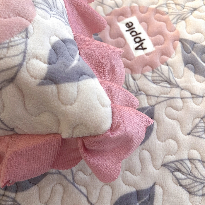 91家纺网 家纺一手货源 找家纺 梦柏家纺 2025新款牛奶绒夹棉床盖四件套 伦伯特