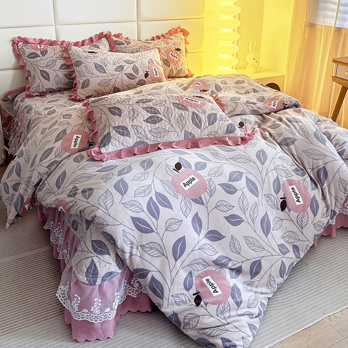 91家纺网 家纺一手货源 找家纺 梦柏家纺 2025新款牛奶绒夹棉床盖四件套 伦伯特